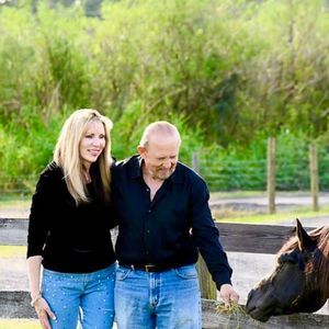 Meet your Posher, Dennis